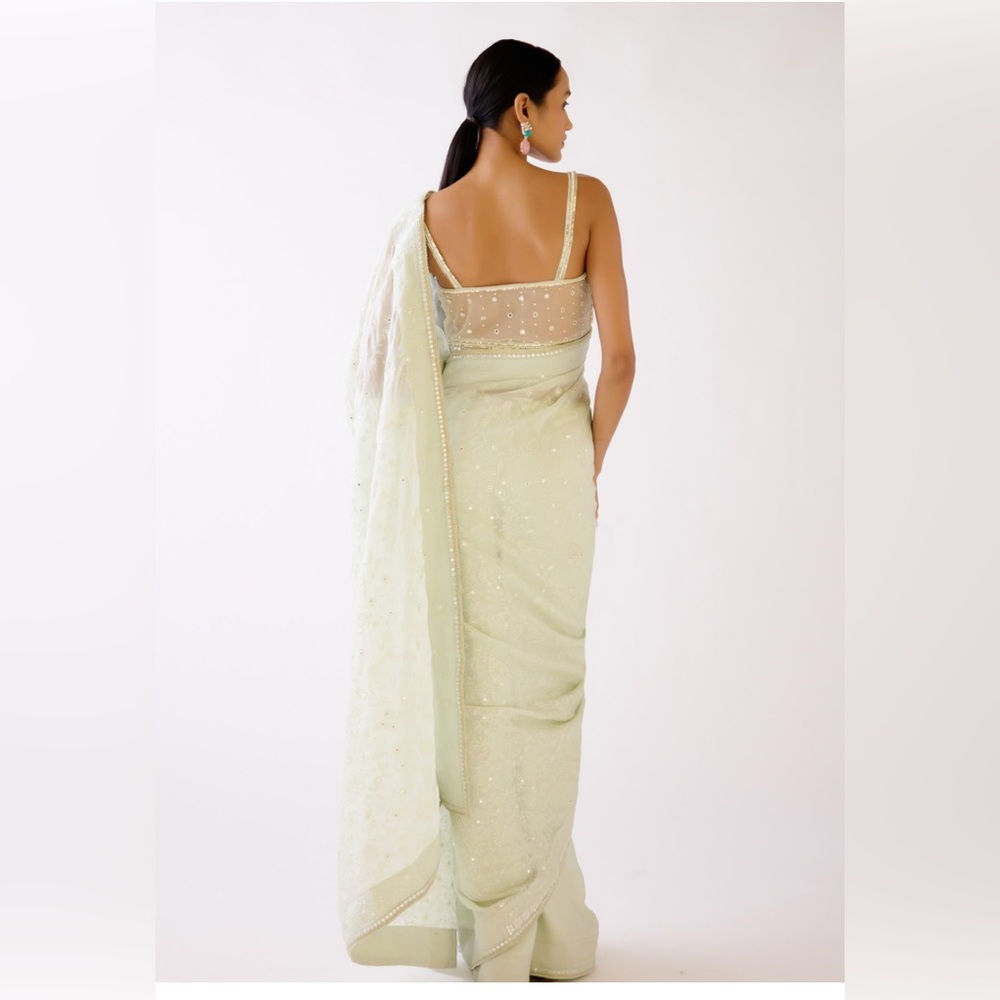 Sage green saree - Picture 4 of 7
